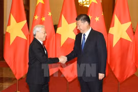 Líderes de Vietnam y China intercambian mensajes por aniversario de lazos 