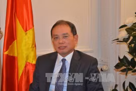 Vietnam asiste a reunión ministerial de la Francofonía en París