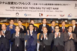 Vietnam y Japón firman acuerdos de cooperación de 22 mil millones de dólares 