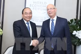Primer ministro de Vietnam desarrolla intensa agenda de actividades en Davos