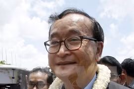 Cambodia: Líder opositor renuncia al partido CNRP 