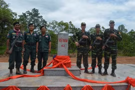 Vietnam y Camboya erigen nuevos hitos fronterizos 