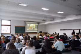 Destacan en Rumania los logros socioeconómicos de Vietnam