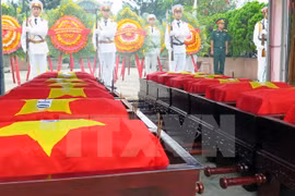Thua Thien-Hue: Efectúan ceremonia de entierro de mártires vietnamitas caídos en Laos
