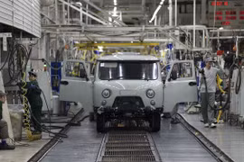Fabricante ruso Sollers realizará ensamblaje de autos en Vietnam en 2018