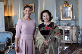Presidenta del Parlamento vietnamita se reúne con princesa heredera de Suecia