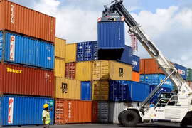 Vietnam plantea elevar competitividad y desarrollo de servicios logísticos 