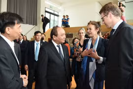 Premier vietnamita visita Universidad de Wageningen en Países Bajos
