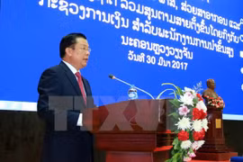 Comparten Vietnam y Laos conocimientos en gestión financiera