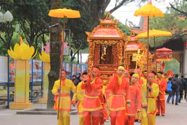 Inauguran Festival Otoñal de Con Son-Kiep Bac en Vietnam