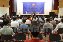 Ofrecen asesoramiento legal a trabajadores vietnamitas en Sudcorea 