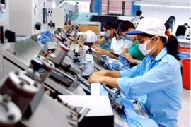 Vietnam fija meta de creación de empleos para 2017