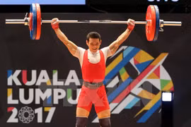 SEA Games 29: Vietnam gana medalla de oro en levantamiento de pesas