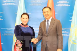 Vietnam y Kazajstán buscan fomentar nexos económicos 