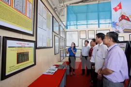 Presentan en provincia vietnamita mapas y documentos sobre la soberanía marítima nacional
