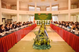 Vietnam y Camboya aspiran a incrementar intercambio comercial 