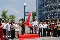 En la ceremonia de nombramiento de la calle de Tran Kim Xuyen en Bac Ninh (Fuente: VNA)