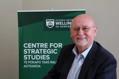 El profesor Roberto Rabel de la Universidad Victoria en Wellington (Fuente: VNA)