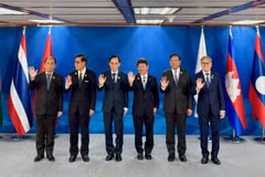 Los cancilleres en la cita (Fuente: Cancillería de Vietnam)