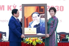 Premier vietnamita insta a la VNA a seguir defendiendo los intereses nacionales a través de la comunicación