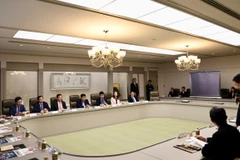 En la reunión entre el viceprimer ministro de Vietnam Nguyen Chi Dung y el alcalde de Nagoya, Hirosawa Ichiro (Fuente: VNA)