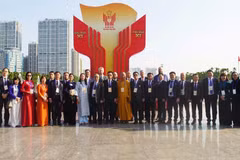 Delegación de vietnamitas residentes en el extranjero que asisten al XI Congreso Nacional de Emulación. Foto: VNA.