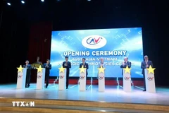 En la ceremonia (Fuente: VNA)