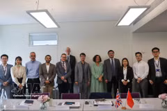 Representantes del Departamento de Educación Superior del Ministerio de Educación y Formación trabajan con la Universidad Queen Mary de Londres. (Foto: VNA)
