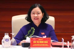 Bui Thi Minh Hoai, miembro del Buró Político y actual secretaria del Comité Municipal del Partido en el XVII mandato, fue reelegida para continuar su cargo (Fuente: VNA)