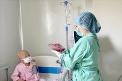 El Hospital Central de Hue anunció el 8 de septiembre que realizó de forma exitosa del primer trasplante alogénico de médula ósea (Fuente: VNA)