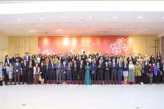 La Cancillería de Vietnam celebra una reunión con representantes del cuerpo diplomático y de agencias de prensa extranjeras en el país (Fuente: VNA)