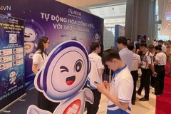 La inteligencia artificial (IA) o tecnología robótica debe desarrollarse de forma que sea práctica para la producción agrícola, el procesamiento de alimentos y otras industrias. Foto: Periódico Hanoi Moi