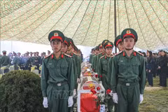 En la ceremonia (Fuente: VNA)