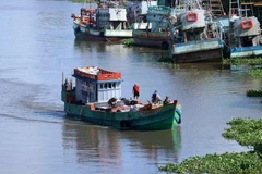 Un barco pesquero en Ben Tre (Fuente: VNA)