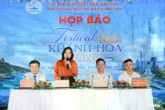 En la cita (Fuente: Periódico de Khanh Hoa)