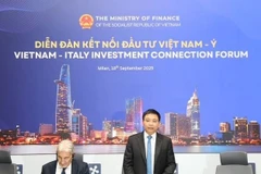El ministro de Finanzas, Nguyen Van Thang habla en el evento (Fuente: VNA)