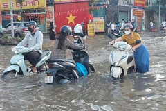 Las inundaciones urbanas se están convirtiendo en un problema acuciante en muchas ciudades importantes de Vietnam (Fuente: VNA)