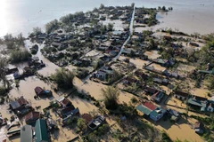 La comuna de Nghi Xuan, en la provincia central de Ha Tinh, queda sumergida por las inundaciones (Foto: VNA)