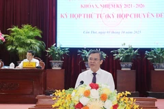 Truong Canh Tuyen, actual subsecretario del Comité del Partido Comunista de Vietnam en la ciudad sureña de Can Tho, fue elegido presidente del Comité Popular municipal (Fuente: VNA)