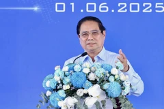 Premier asiste a ceremonia de inicio de un centro tecnológico de 300 millones de dólares en Hanoi