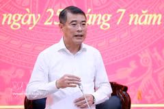 El primer ministro Le Minh Hung habla en la cita (Fuente: VNA)