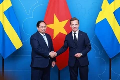 El primer ministro vietnamita, Pham Minh Chinh, y su homólogo sueco, Ulf Kristersson (Fuente: VNA)