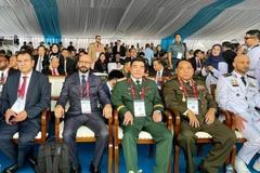 La delegación vietnamita está encabezada por el mayor general Nguyen Ba Luc, subjefe del Estado Mayor General del Ejército Popular de Vietnam (centro). (Foto: VNA)