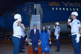En la ceremonia de bienvenida al jefe de Gobierno vietnamita y su comitiva en la base aérea militar Galeão (Fuente: VNA)