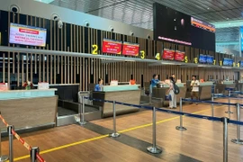 La Autoridad de Aviación Civil de Vietnam (CAAV) ha ordenado la suspensión temporal de las operaciones en los aeropuertos internacionales de Van Don y Cat Bi (Fuente: VNA)
