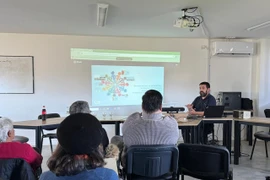 El especialista Gastón Fiorda habla en el evento (Fuente: VNA)