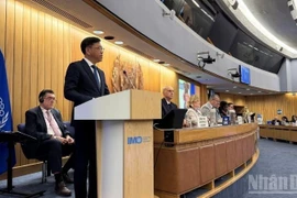 El viceministro de Construcción de Vietnam Nguyen Xuan Sang, habla en el evento (Fuente: VNA)