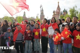 Vietnamitas en Rusia (Fuente: VNA)