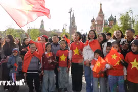 Vietnamitas en Rusia (Fuente: VNA)