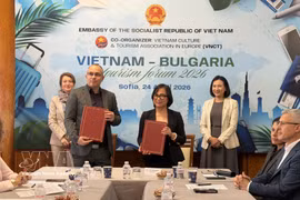 La Asociación Vietnamita de Cultura y Turismo en Europa (VNCT) y la Asociación Búlgara de Turismo y Ocio (BUBSPA) firmaron un Memorando de Entendimiento (Fuente: VNA)